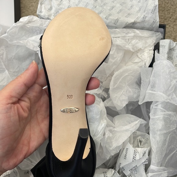 Badgley Mischka Fran Bow Ankle Strap Sandal.Black - Picture 9 of 9